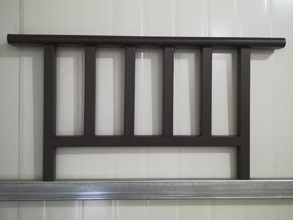空調(diào)護(hù)欄