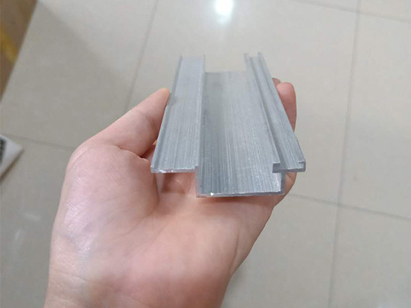 鋁型材
