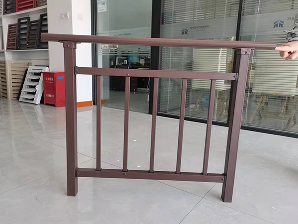 3空調(diào)護(hù)欄